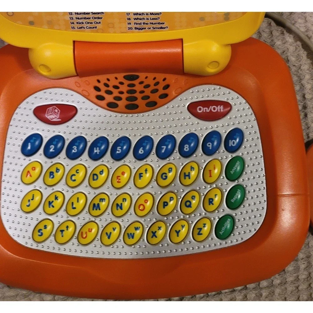 VTECH TOTE & GO LAPTOP PLUS Preschool Learning System Popular Orange/YellowModel